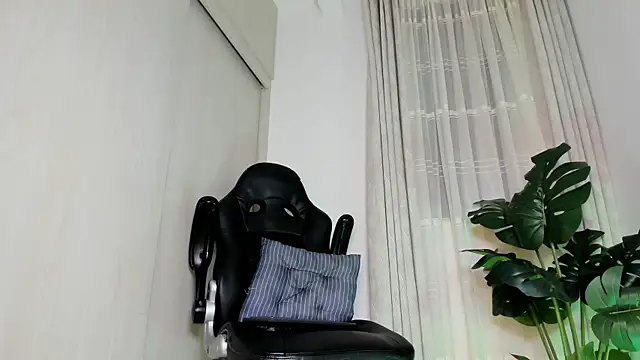 Biscuit_oliva webcam