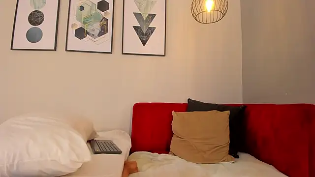 ariavelvet_ webcam