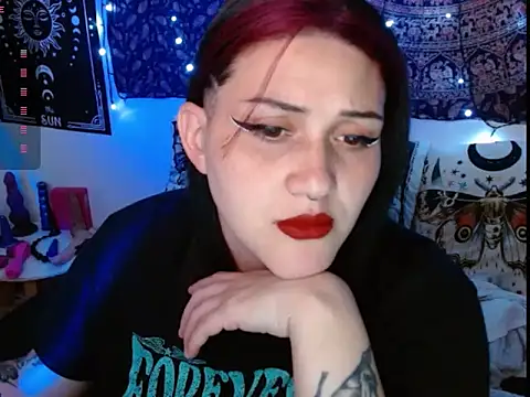 Aitanarus25 webcam
