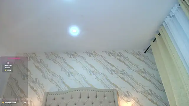 sofi_delight webcam