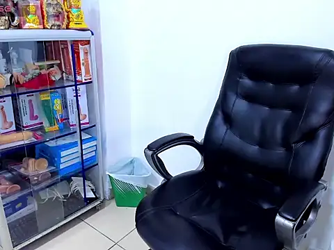 Alexx_bigcockk_ webcam