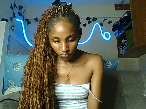 Velvet_peach webcam
