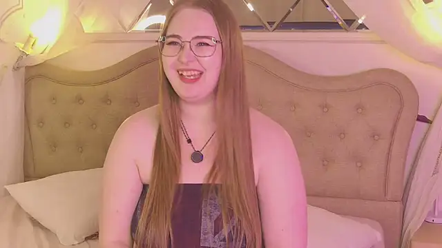 AprilWoods webcam