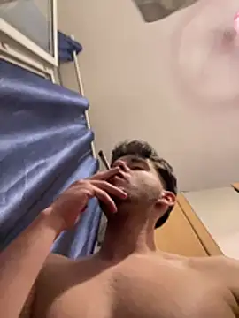 Cestmoi84 webcam