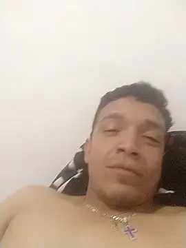 chingon77777 live cam on StripChat
