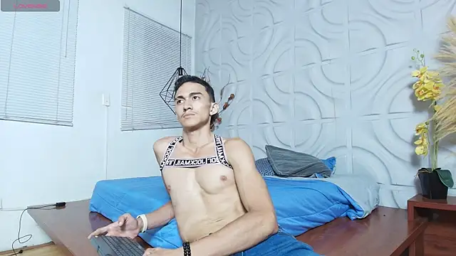 DemondSalvatore webcam