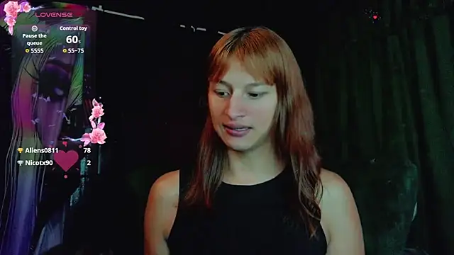 Summer_XO live cam on StripChat