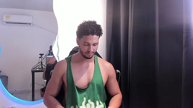 Kris_Khalifa69 webcam