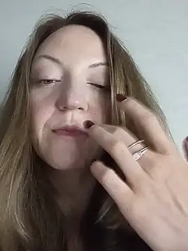 KattyLuuu live cam on StripChat