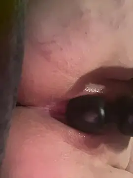 sexyBrunettex1 live cam on StripChat