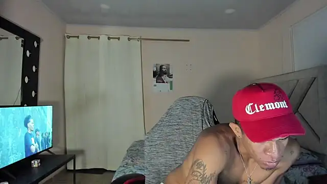 Toptony22 webcam