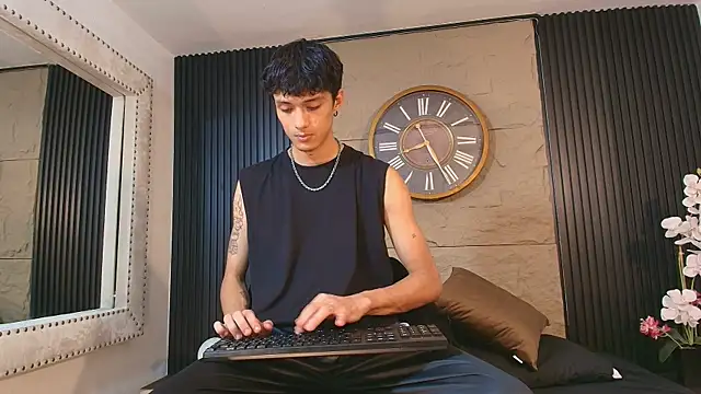 Lean_Portman live cam on StripChat