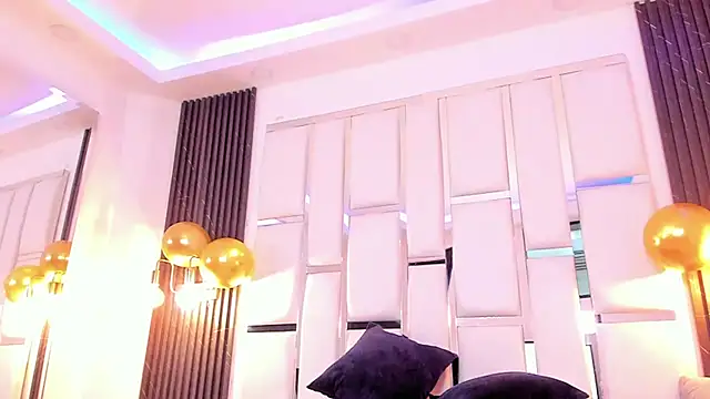 Maia_Clark520 live cam on StripChat