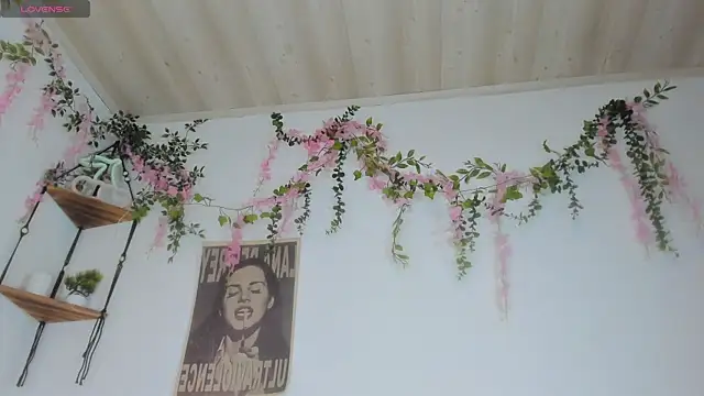 MarieTaylor_ webcam