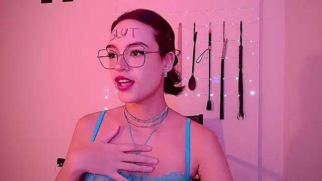 nina_kink