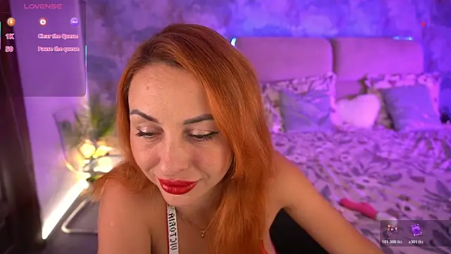 KristiiMax webcam