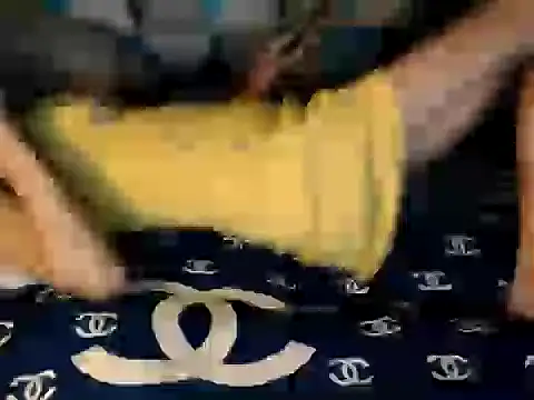 Trish_CurveCock webcam