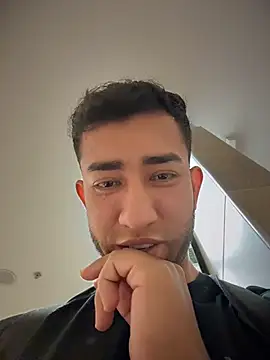 liam_bronw webcam