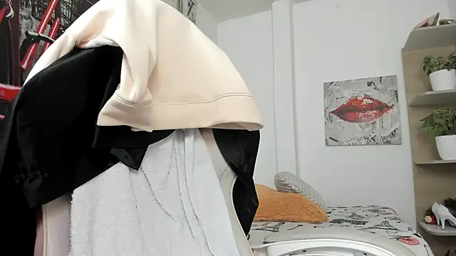 darsha_sahu live cam on StripChat