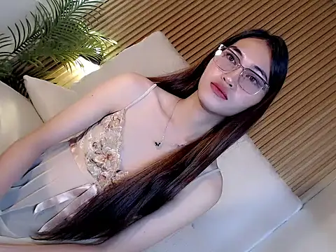 Ur_sweetchanel live cam on StripChat