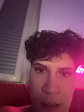 callmelouve webcam