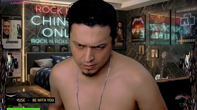 chino_roz webcam