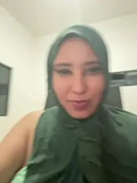 hannahayat live cam on StripChat
