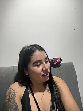 Sophie_Dreamss live cam on StripChat
