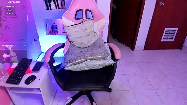 EvaBloom__ live cam on StripChat
