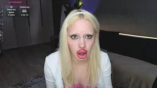 Luna_Beverly webcam