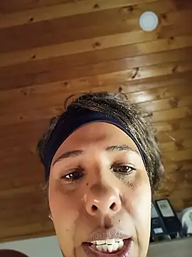 Ivon_C webcam