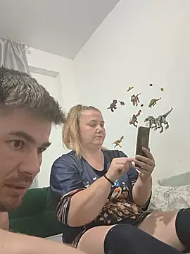 JuliaBestX webcam