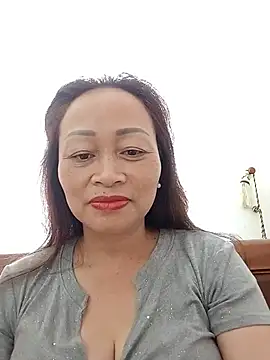Baby-ladyboobs2026 webcam