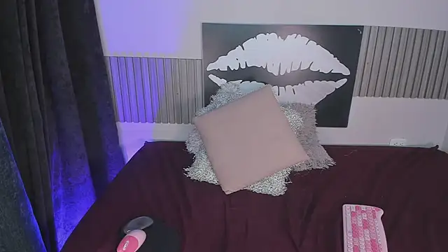 Hailey-Fox webcam