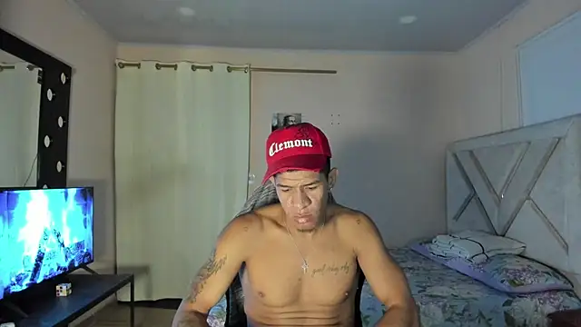 Toptony22 webcam
