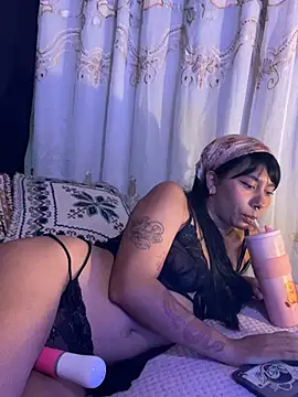 lauraaramirez webcam