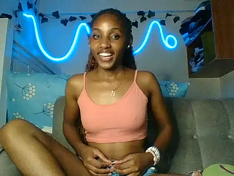 Velvet_peach webcam