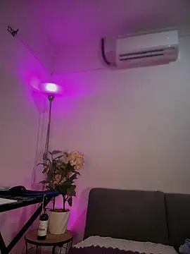 SheenaBrooke webcam