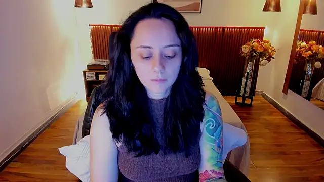 KatherineBond webcam