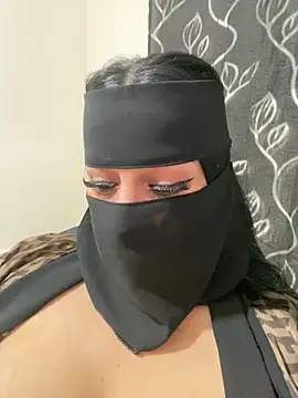 mari_layali webcam