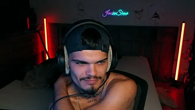 JordanShow webcam