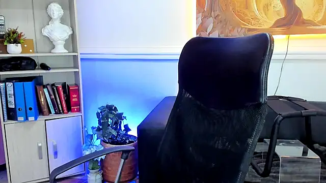 Lucifer_shadow webcam