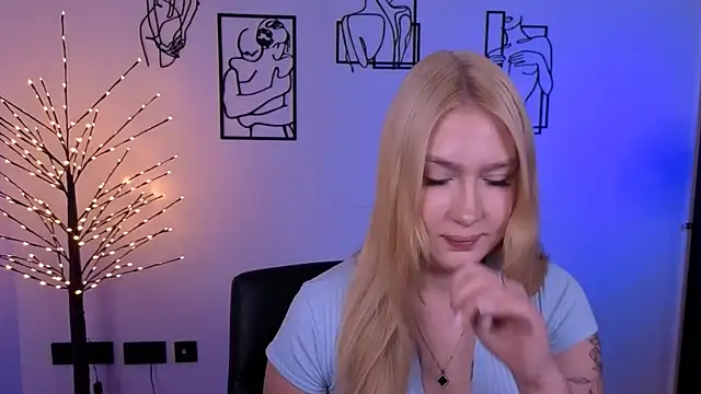 playful_sophie webcam