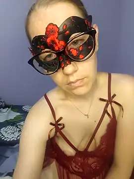 Emy_sam_cute_feet webcam