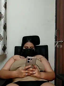 Aysha_69 webcam