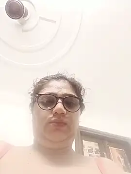 yourchahat27 webcam