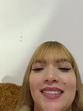 Valeria_Lun webcam