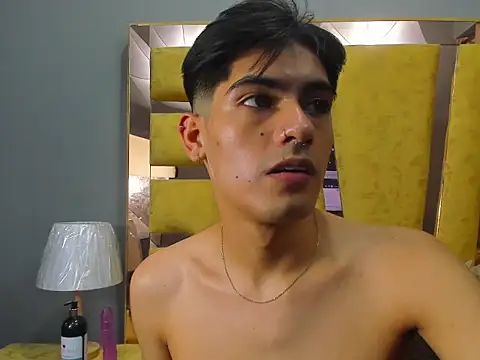 TaylerCruz webcam
