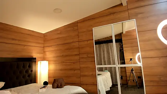 AlexahRosse webcam