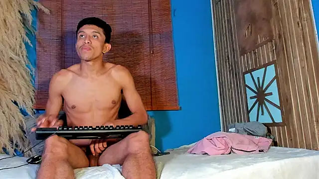 Noah_Brookss webcam